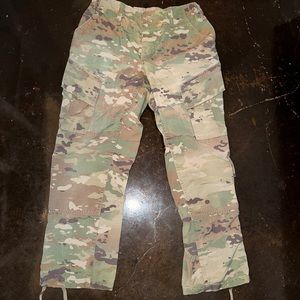 Women’s Military Issued Cargo Pants